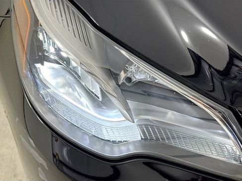 Used 2014 Mercedes-Benz E 350 4MATIC Coupe image 38
