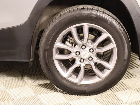 Used 2024 GMC Terrain SLT image 18