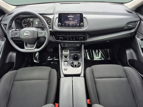Certified 2025 Nissan Rogue S FWD image 12
