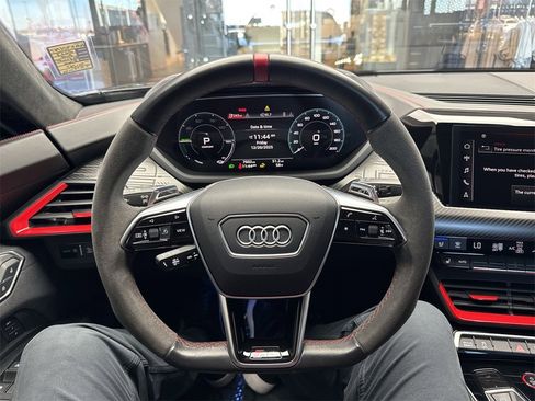 Used 2023 Audi RS e-tron GT image 15