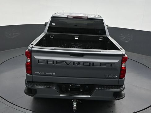 Used 2023 Chevrolet Silverado 1500 Custom RWD image 18