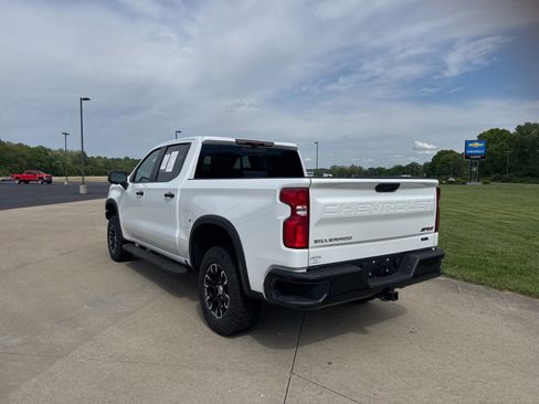 Used 2024 Chevrolet Silverado 1500 ZR2 w/ Technology Package AWD/4WD image 9