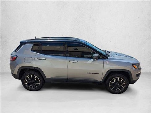 Used 2020 Jeep Compass Trailhawk AWD/4WD image 4