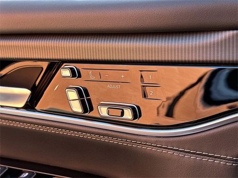 Used 2024 Jeep Grand Wagoneer L Series II w/ Quick Order Packagew 28T image 41