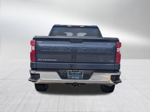 Used 2022 Chevrolet Silverado 1500 LT image 4