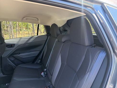 Used 2025 Subaru Crosstrek 2.0i Premium image 12