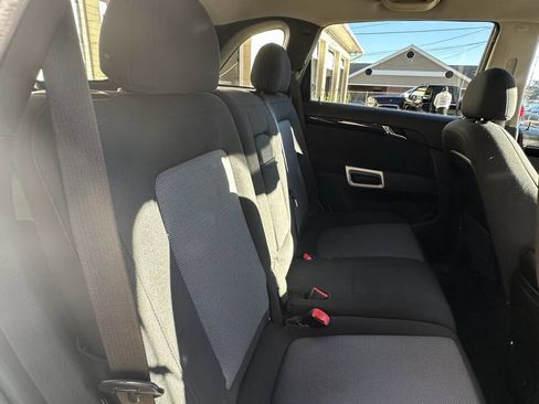Used 2013 Chevrolet Captiva Sport LS image 13