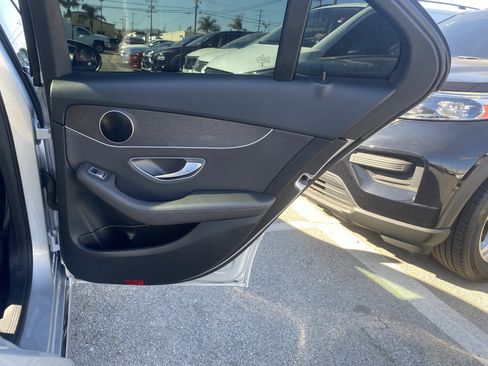 Used 2020 Mercedes-Benz C 300 Sedan image 21