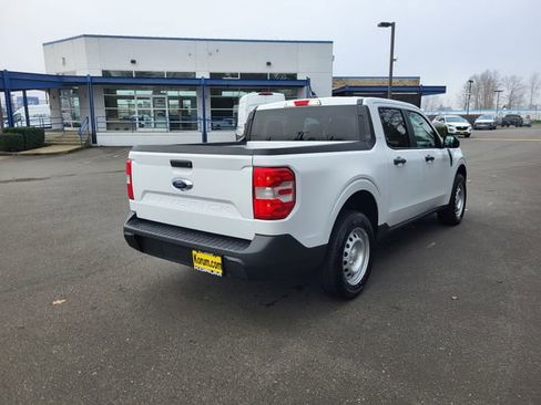 Certified 2024 Ford Maverick XL image 7