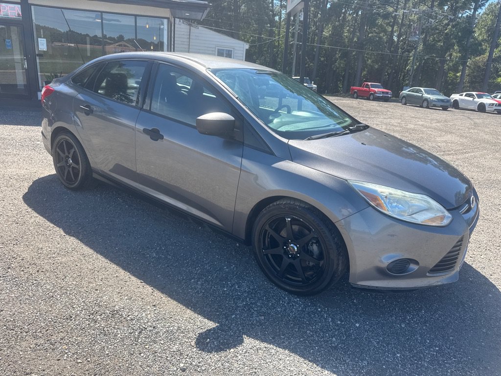 Used 2012 Ford Focus S FWD image 8