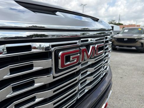 Used 2024 GMC Sierra 1500 Denali w/ Technology Package RWD image 5
