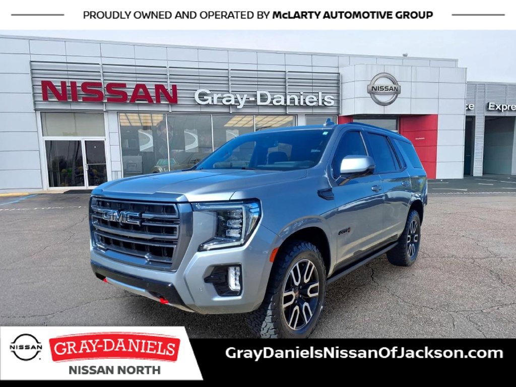 Used 2023 GMC Yukon AT4 w/ AT4 Premium Package AWD/4WD image 3