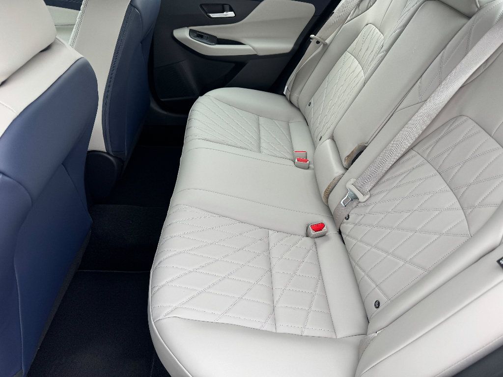 Used 2026 Nissan Sentra SL w/ Floor Mat Package FWD image 22