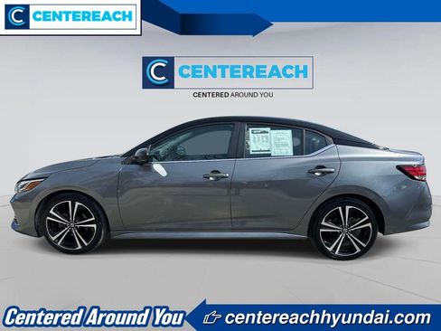 Used 2023 Nissan Sentra SR w/ SR Premium Package FWD image 5