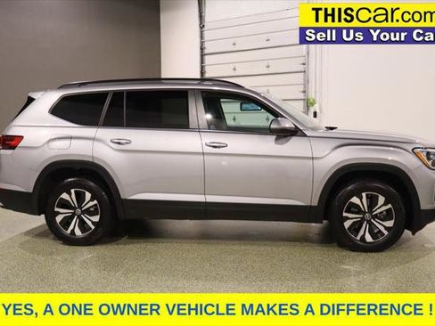 Used 2025 Volkswagen Atlas SE FWD image 8