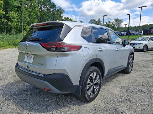 Used 2023 Nissan Rogue SV AWD/4WD image 24