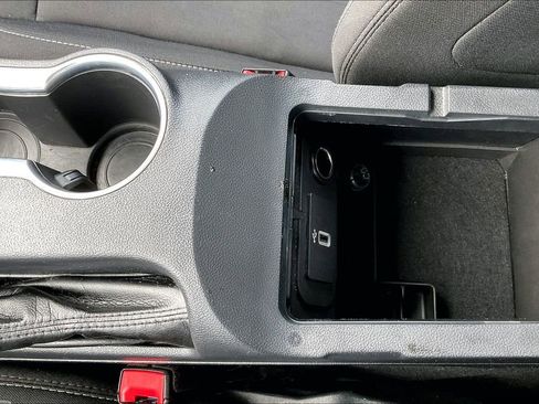 Certified 2022 Ford Mustang Coupe image 19