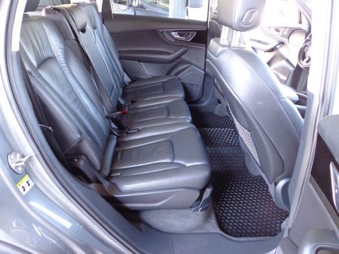 Used 2017 Audi Q7 3.0T Premium Plus AWD/4WD image 18