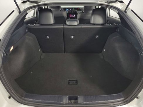 Used 2022 Toyota Prius XLE image 30