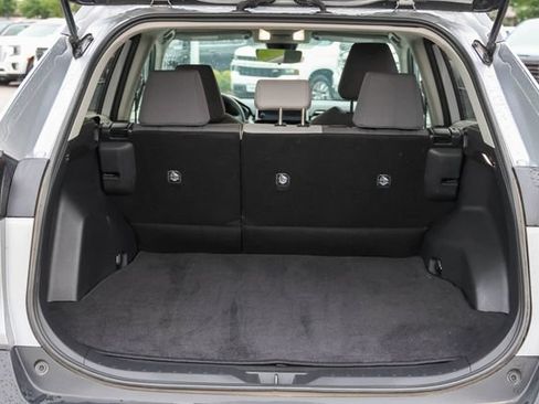 Used 2025 Toyota RAV4 XLE FWD image 9