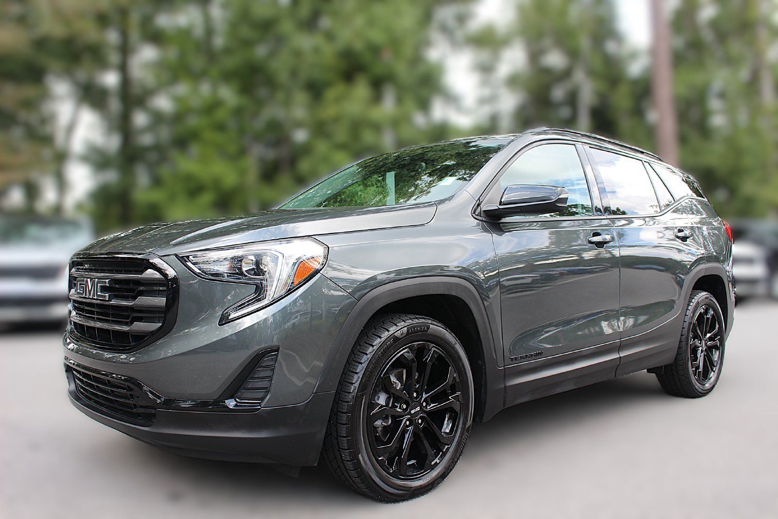 Used 2021 GMC Terrain SLE w/ Driver Convenience Package AWD/4WD image 3