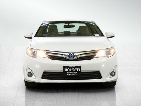 Used 2013 Toyota Camry XLE w/ Leather Pkg FWD image 8