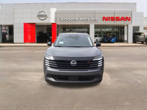 New 2026 Nissan Kicks SR w/ Illumination Package image 8