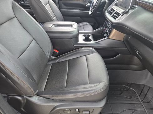 Used 2023 Chevrolet Tahoe High Country AWD/4WD image 13