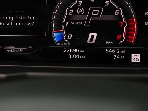 Used 2020 Lamborghini Urus image 18