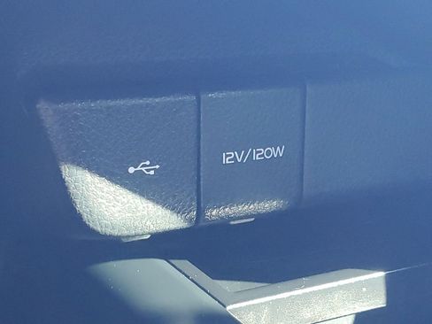 Used 2020 Toyota Camry XSE image 33