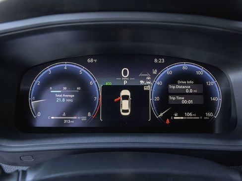 Used 2026 Toyota Corolla SE w/ SE Package FWD image 15