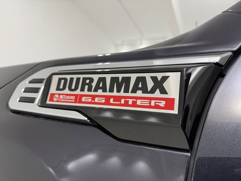 Used 2024 GMC Sierra 2500 Denali w/ Denali Reserve Package image 11