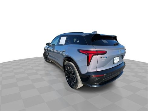Used 2024 Chevrolet Blazer EV RS image 9