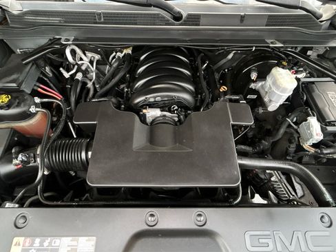 Used 2020 GMC Yukon XL Denali image 9