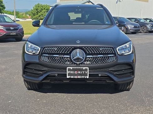 Used 2022 Mercedes-Benz GLC 300 4MATIC image 4