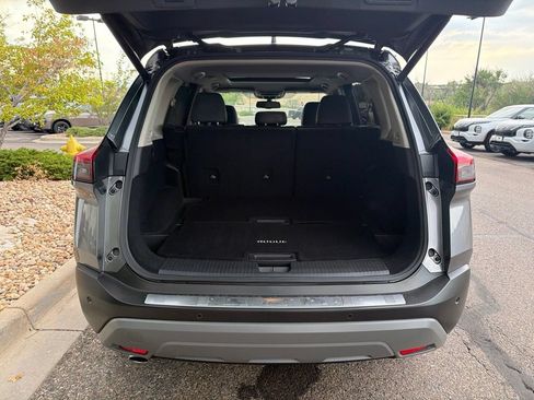 Used 2021 Nissan Rogue SL w/ Premium Package AWD/4WD image 12