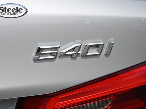 Used 2017 BMW 540i RWD image 22