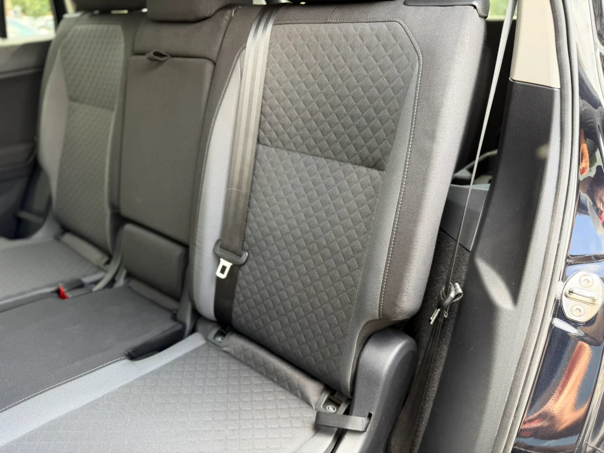 Used 2019 Volkswagen Tiguan S w/ Driver Assistance Package FWD image 24