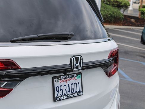 Used 2026 Honda Odyssey EX-L image 11