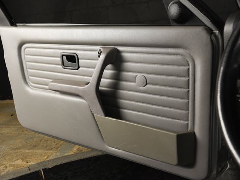 Used 1988 BMW M3 Coupe RWD image 36