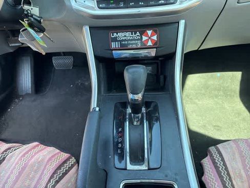 Used 2014 Honda Accord LX image 18