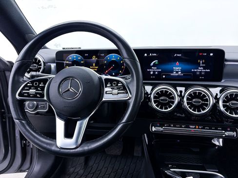 Used 2023 Mercedes-Benz CLA 250 4MATIC w/ Premium Package image 4