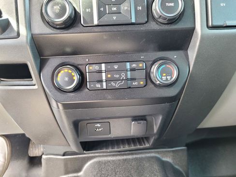 Used 2020 Ford F350 XL w/ Power Equipment Group image 24