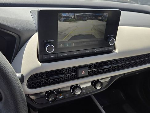 Used 2024 Honda HR-V LX image 22