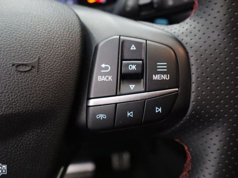 Used 2024 Ford Escape ST-Line w/ Cold Weather Package image 17