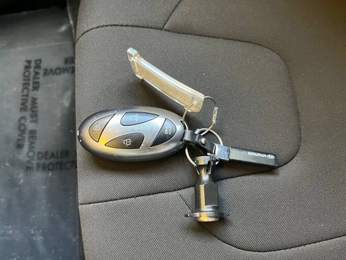 Used 2026 Hyundai Elantra Sport FWD image 22