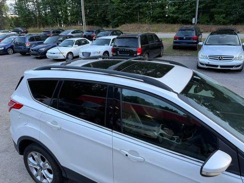 Used 2013 Ford Escape SEL FWD image 18
