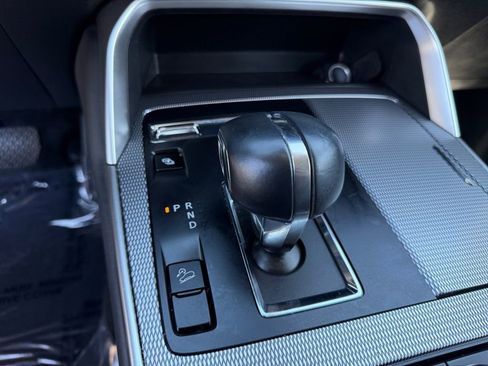 Used 2024 MAZDA CX-90 Plug-In Hybrid w/ Premium Pkg image 18