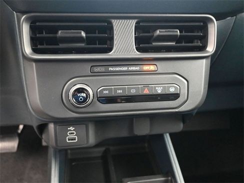 New 2026 Ford Maverick XL image 22