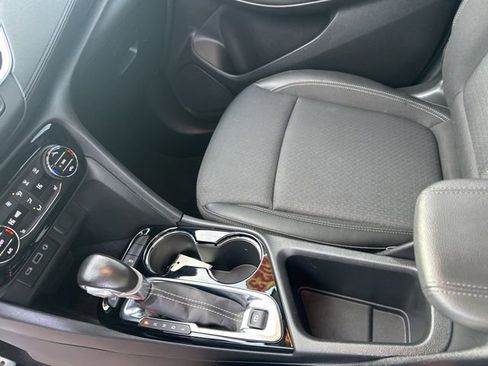 Used 2023 Buick Encore GX Select w/ Sport Touring Package image 16